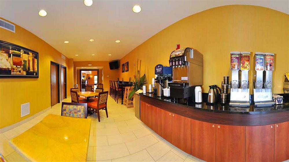 Best Western Plus Fresno Inn Extérieur photo