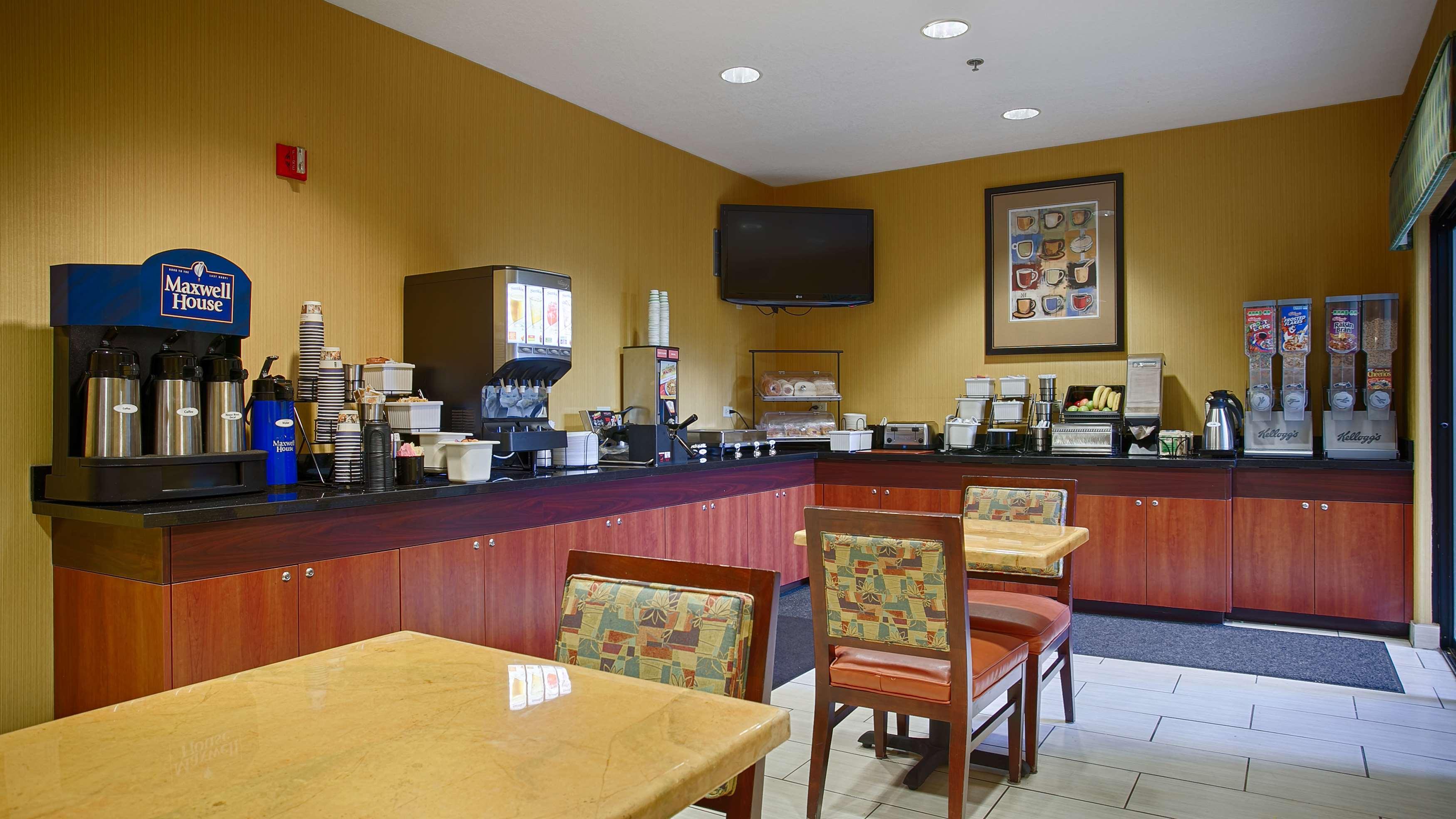 Best Western Plus Fresno Inn Extérieur photo
